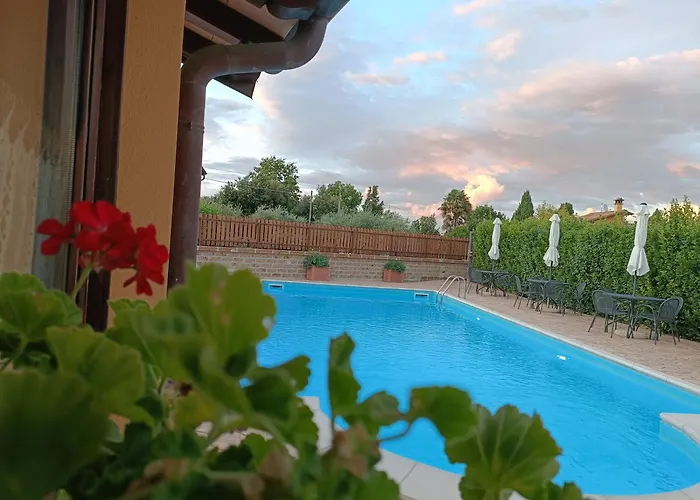 L'infinito Frühstückspension